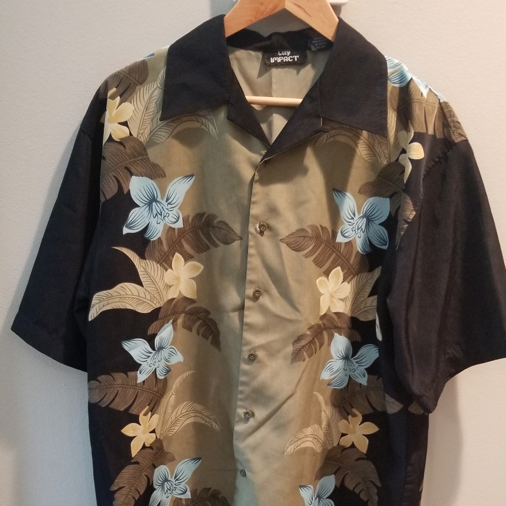 Vintage Hawaiian shirt